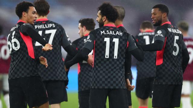 1612141799958058173.jpg skysports-liverpool-salah-stapler_5256830.jpg
